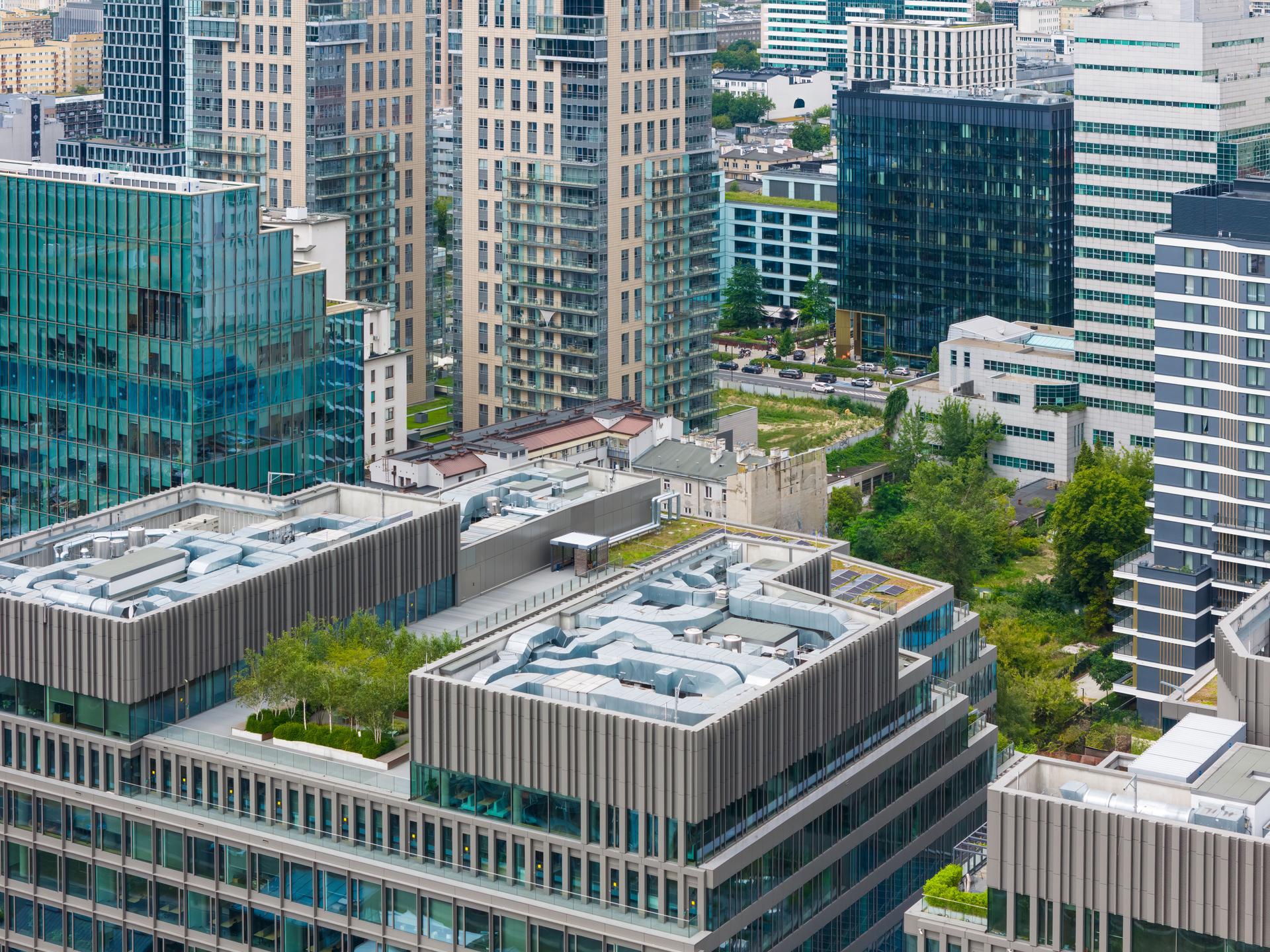 Nature in cities and communities (aerial view)